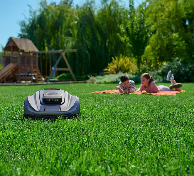 ロボット芝刈り機 — PLOW(プラウ)